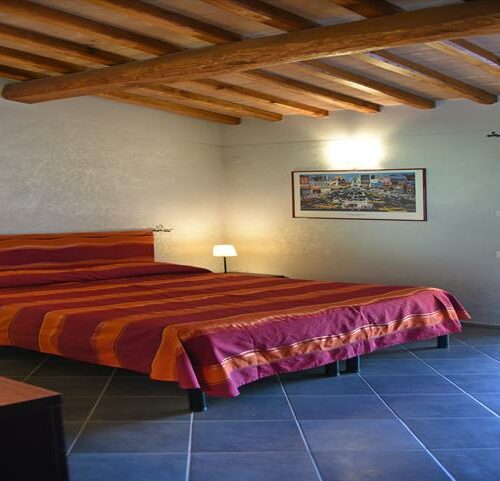 Lo Chalet 1 (2) Lo Chalet 1 (2)